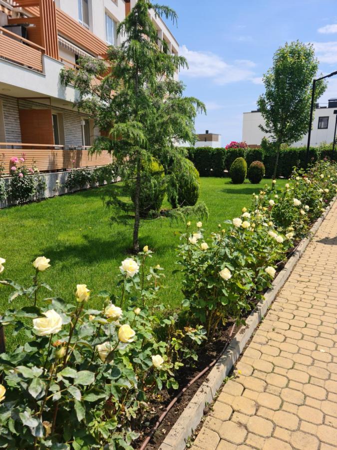 Rose Studio Lägenhet Burgas Exteriör bild